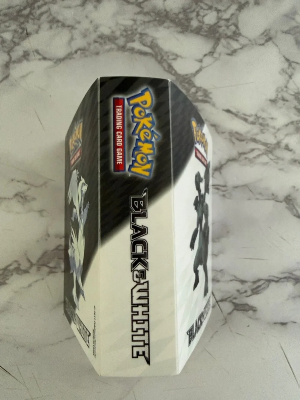 Pokémon Trading Card Game Black & White Card Holder with 30 Sleeves